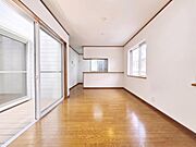 【画像処理技術で家具を消し、空室を再現しています。】【Livingroom】リビングルーム