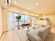【配置してある家具や小物はCGによるイメージです。】【Livingroom】リビングルーム