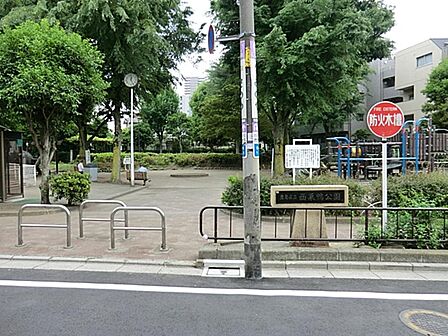 西巣鴨公園まで約502m