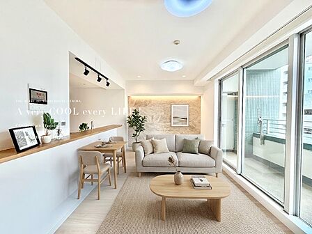 【配置してある家具や小物はCGによるイメージです。】【Livingroom】リビングルーム