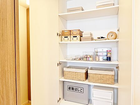 【配置してある家具や小物はCGによるイメージです。】【Storage】収納