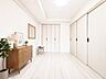 室内：【配置してある家具や小物はCGによるイメージです。】【Bedroom】居室