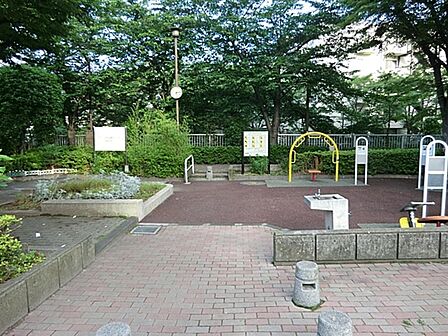 小滝公園まで約275m