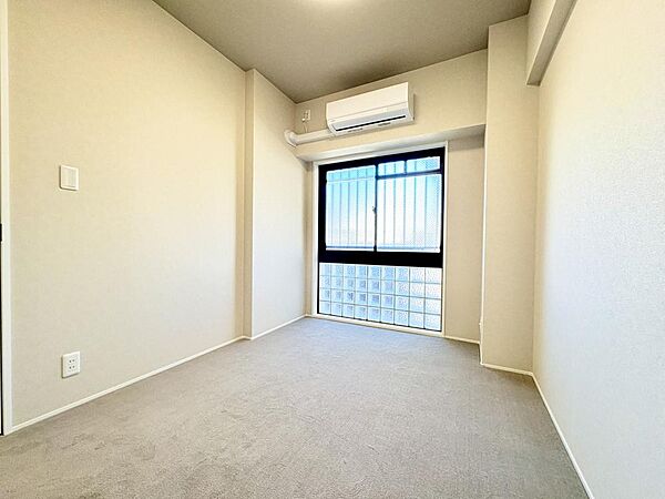 洋室を拡大表示