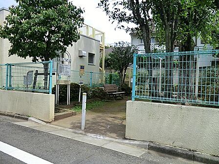 上荻窪第二児童遊園まで約586m
