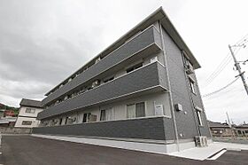 広島県福山市神辺町大字川北（賃貸アパート1LDK・3階・41.29㎡） その1