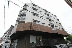 広島県福山市明治町（賃貸マンション1LDK・3階・53.94㎡） その1