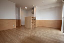 JR山陽本線 東福山駅 3.7kmの賃貸アパート 2階1LDKのリビング/ダイニング