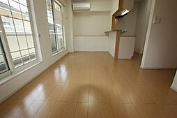 JR福塩線 高木駅 徒歩18分の賃貸アパート 2階1LDKのリビング/ダイニング