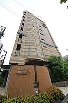 大阪府大阪市中央区瓦屋町3丁目（賃貸マンション2LDK・8階・70.09㎡） その1