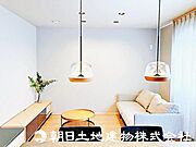 【リビング】家族団らんの時間を過ごせるリビング