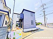 【外観】暮らす人をやさしく包み込むくつろぎの家。