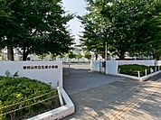 【小学校】東村山市立化成小学校　1121ｍ　「小学校徒歩圏で、毎日の通学も負担少なめ。落ち着いた住宅街に位置するため安心して子育て可能」