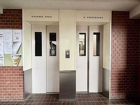 エレベータ