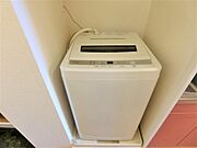 室内全自動洗濯機完備です。