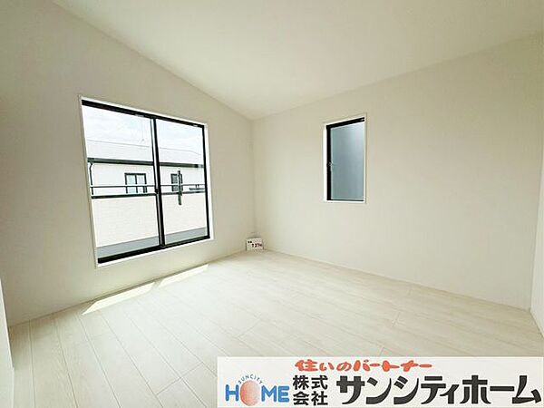 洋室を拡大表示