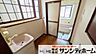洗面：小物の収納にぴったりな壁面収納完備です！