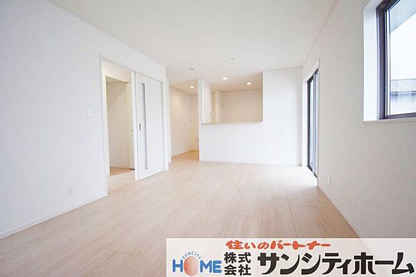 リビング/ダイニングを拡大表示