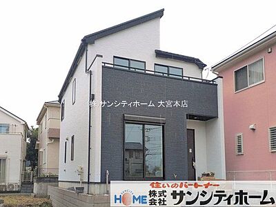 外観:デザイン性と機能性を兼ね備えた、家族のための理想の住まい 外観:デザイン性と機能性を兼ね備えた、家族のための理想の住まい