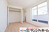 寝室：ゆとりある室内空間です。