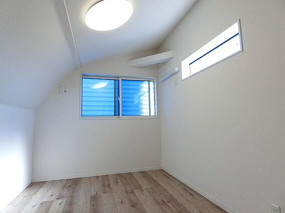 現地：令和７年...