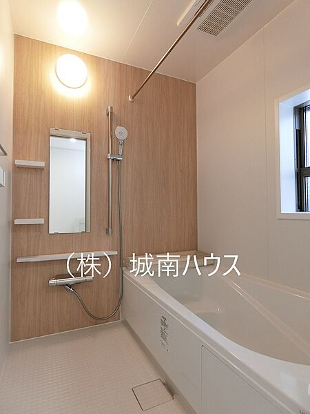 浴室を拡大表示