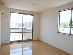 シャーメゾン津山　A棟 201 2階2LDKのリビング/ダイニング