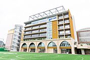 高校「私立品川翔英高校まで621m」