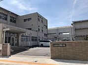 師勝小学校まで　121m　徒歩約2分●校訓「正しく（知）・強く（体）・仲よく（徳）」明治40年開校と、市内10校のうち、最も歴史のある小学校です。