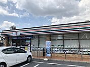 セブンイレブン名古屋川中町店まで　129m　徒歩約2分