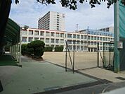 稲生小学校まで　828m　徒歩約11分●【児童数