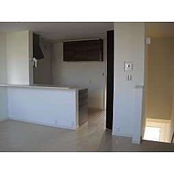 CASA　H 101 1階3LDKの室内