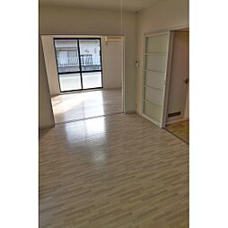 サザンウインド 103 1階3DKのリビング/ダイニング