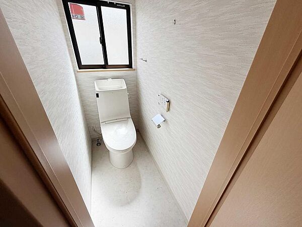 トイレを拡大表示