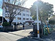 小学校「大分市立八幡小学校まで321ｍ」
