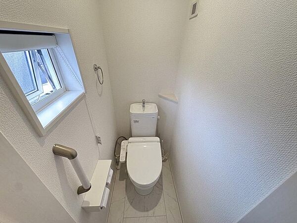トイレを拡大表示