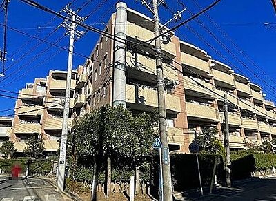 外観：5階建て4階南向き住戸　大切なペットと一緒に暮らせます　三方角部屋　新規内装リフォーム　安心のアフターサービス保証付き　住宅ローン減税適合物件