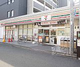 セブンイレブン西大路駅前まで542m
