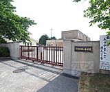 修学院第二小学校まで518m