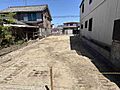 西側から