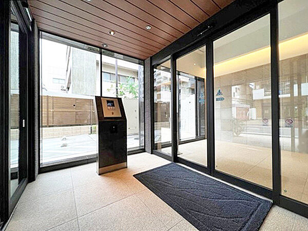 エントランスを拡大表示