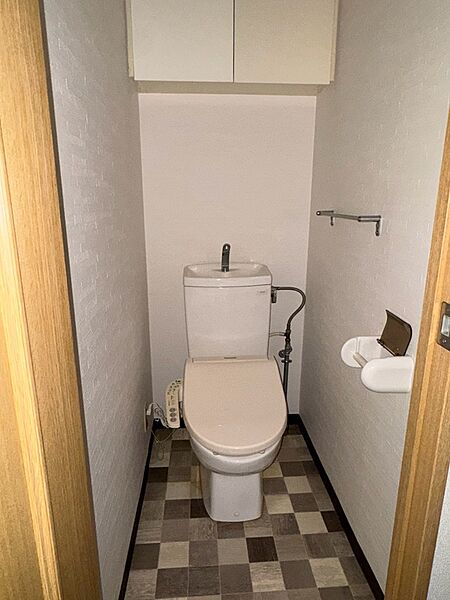 トイレを拡大表示