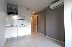 Skey residence塚越 102 1階ワンルームのリビング/ダイニング