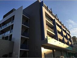 6 / 18