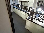 ベランダも広々としていますよ