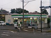 ファミリーマート 都筑加賀原店（584m）