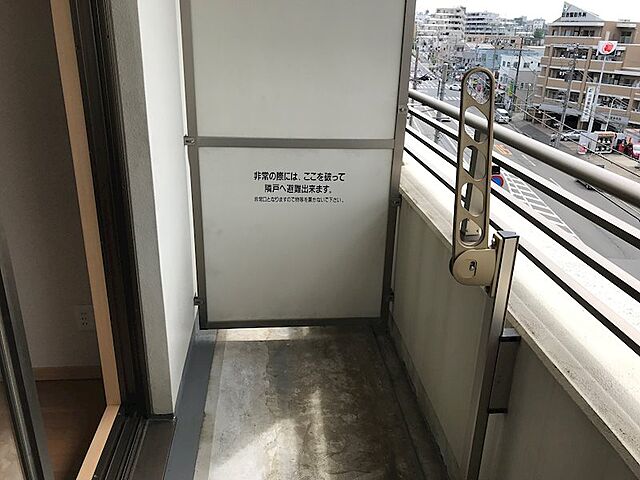 バルコニー