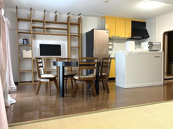 リビング/ダイニングを拡大表示