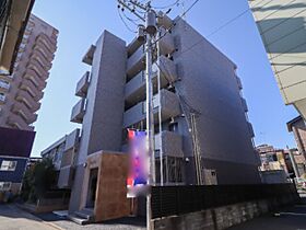 Luana an  ｜ 栃木県宇都宮市本丸町（賃貸マンション1K・1階・27.20㎡） その1