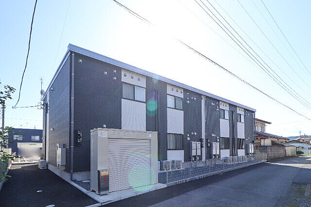 8 / 19